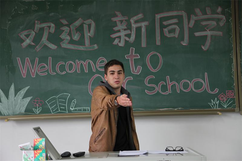 留学生代表维尼讲话2