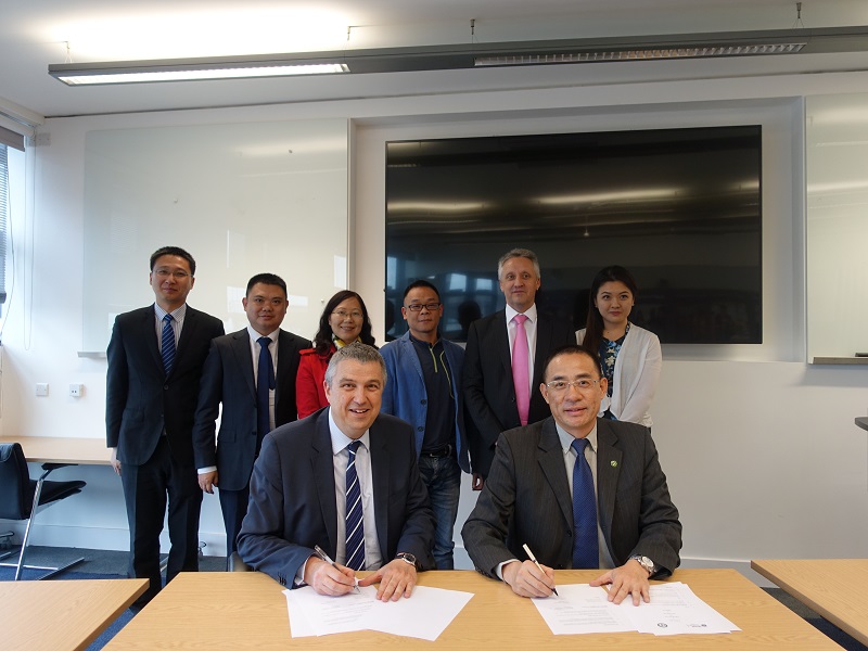 布鲁内尔大学 学校