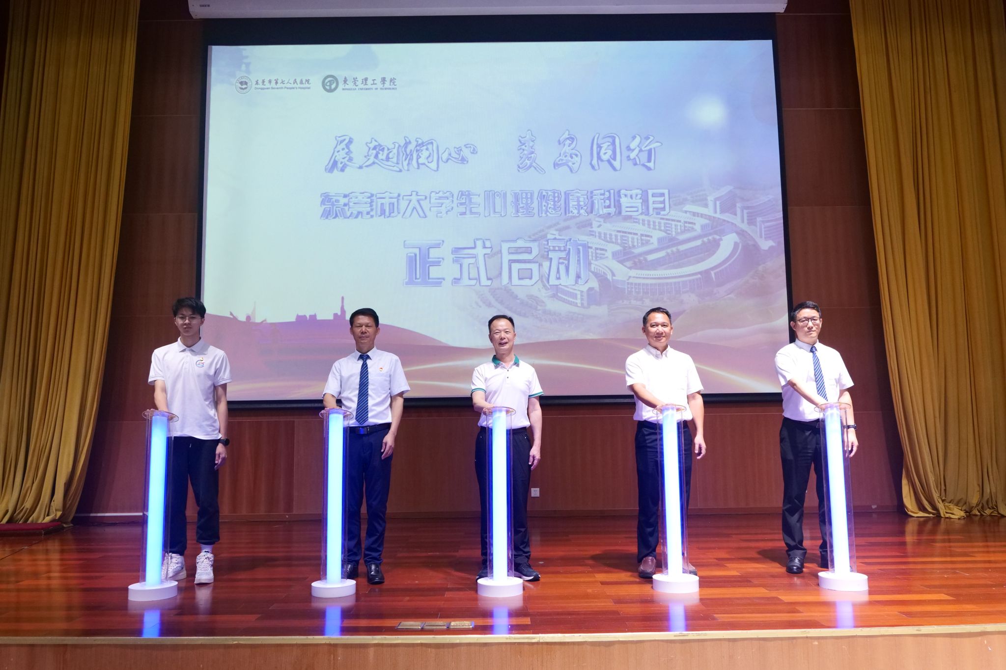 45612藏宝阁资料