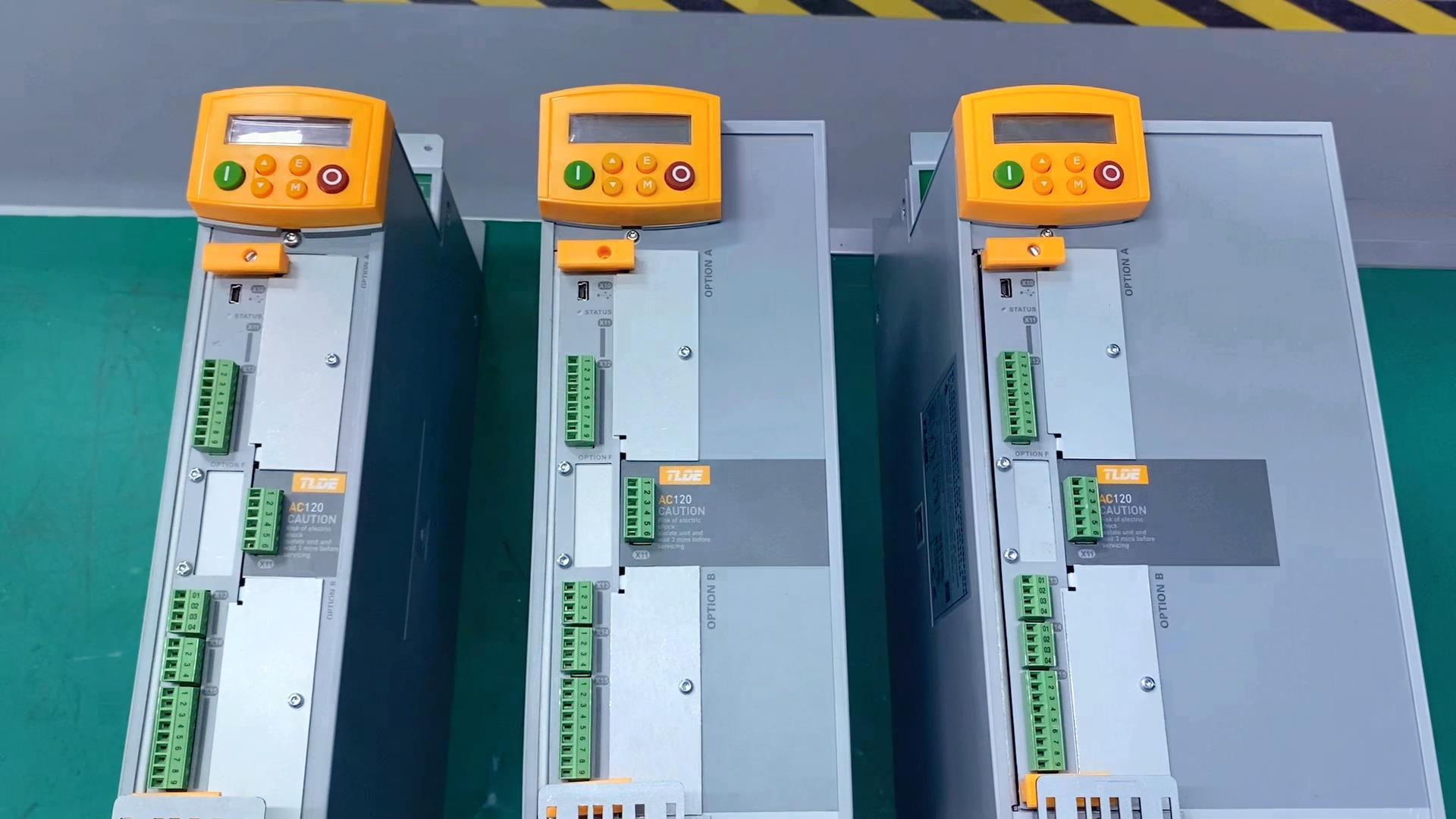 TLDE AC120变频器展示,可被配置为5种电机控制模式!